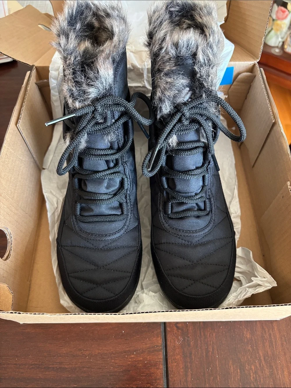 Columbia Black Women’s Insulated Lace-Up Winter Boot with Faux Fur Collar